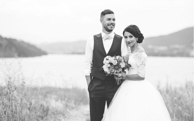 Jenn & Lee, British Columbia Retro Wedding
