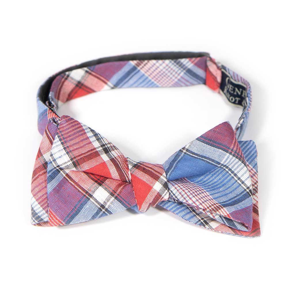 General Knot & Co. Self-Tied Classic Bow Tie 2.5" at Widest 2.5" W with adjustable band 13.5" to 18.5" / Red 1940s Farmer's Plaid Bow