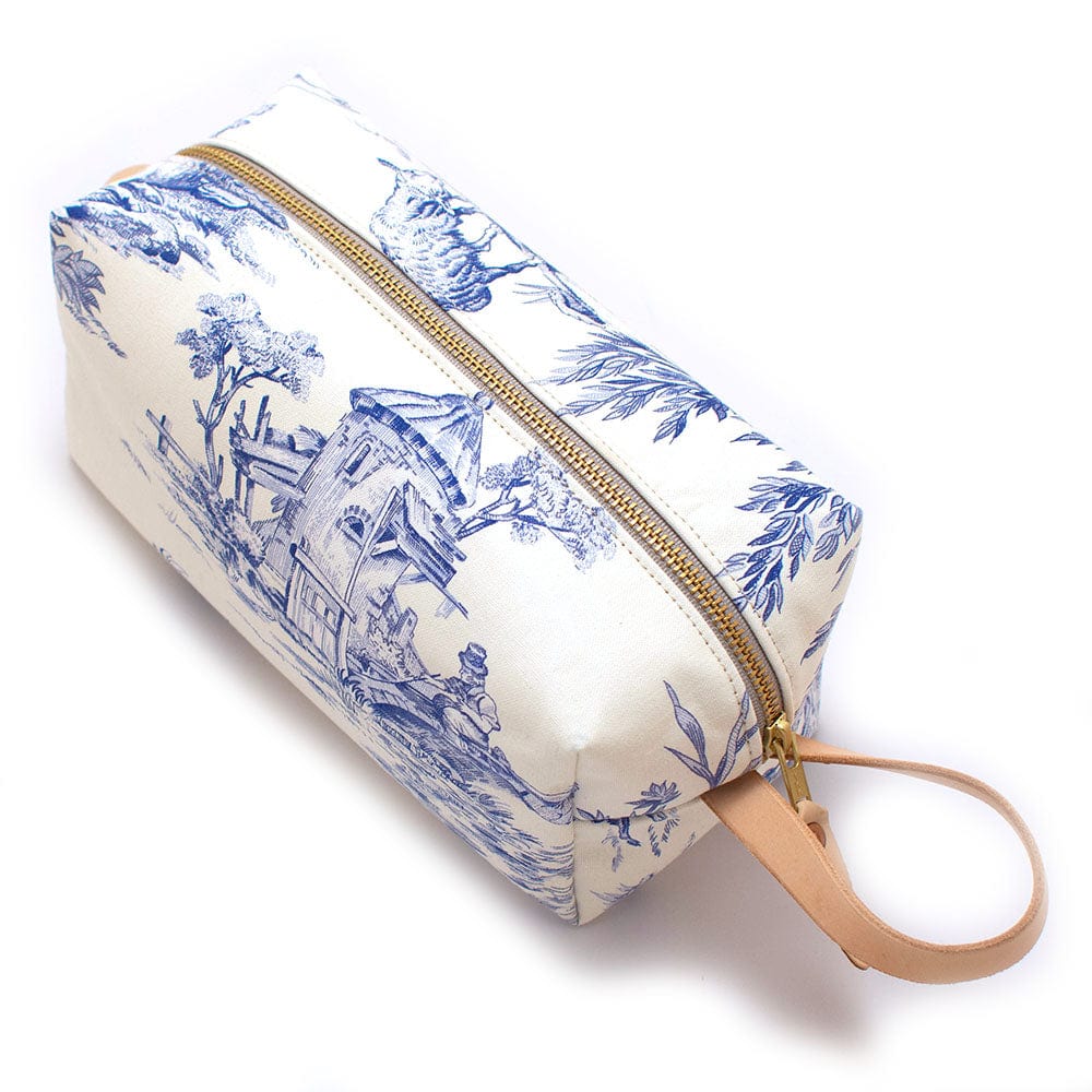 General Knot & Co. Bags One Size / Ivory/Blue Vintage Toile Travel Kit