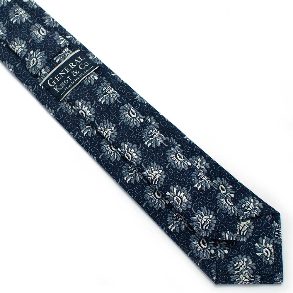General Knot & Co. Classic Necktie 2 7/8" x 58" Classic 2.9" x 58" / Navy Vintage Cactus Flower Necktie
