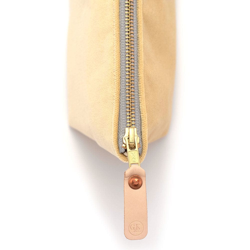 General Knot & Co. Apparel & Accessories One Size / Yellow Daffodil Velvet Clutch