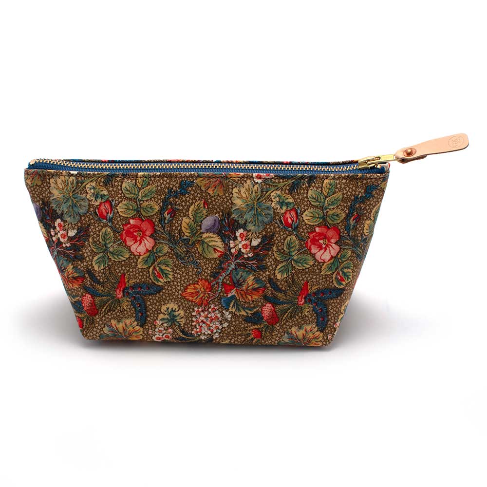 General Knot & Co. Apparel & Accessories One Size / Multi Vintage Arbor Floral Travel Clutch
