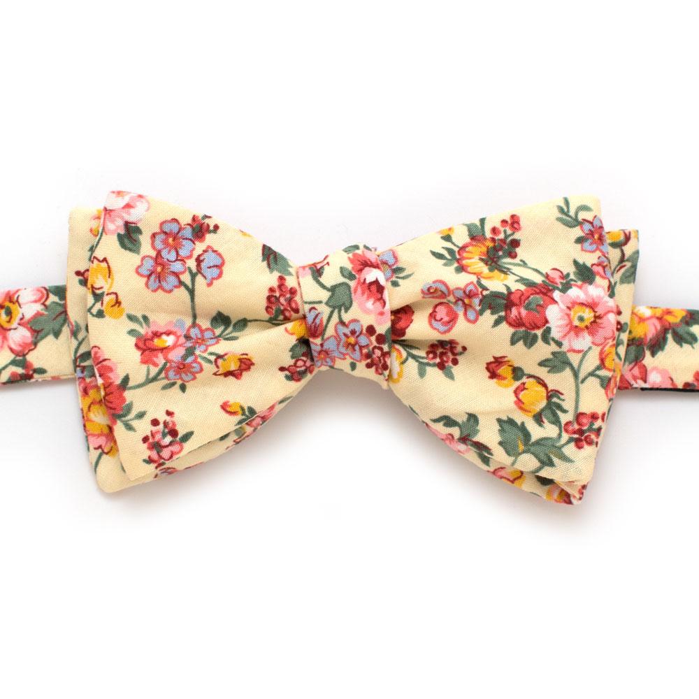 General Knot & Co. Self-Tied Classic Bow Tie 2.5" at Widest 2.5" W-13.5" to 18.5" Adjustable Band / Multi Butter Rose Bow
